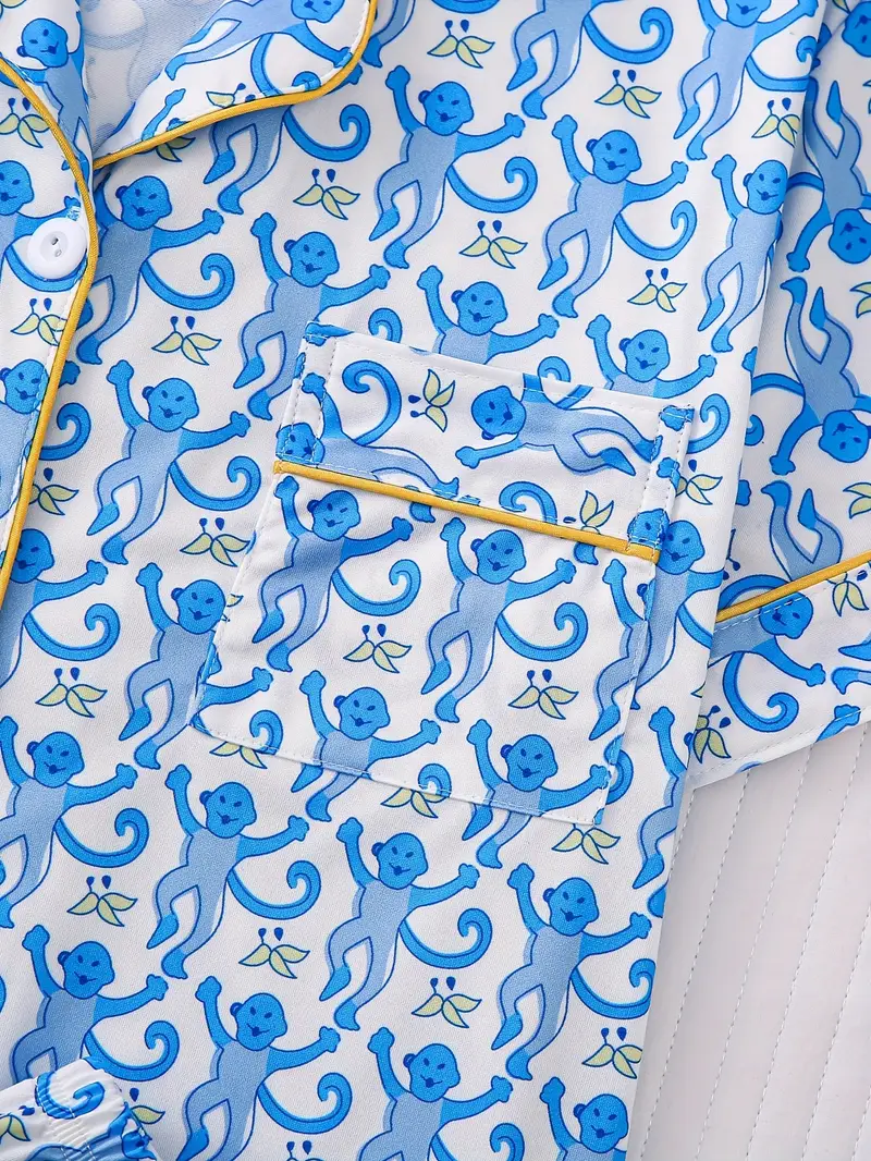 three sets of womens pajamas set womens pajamas set combination knitted fabric short sleeved button top and matching pants full body print collar and pocket details suitable for adult pajamas set Product details 8