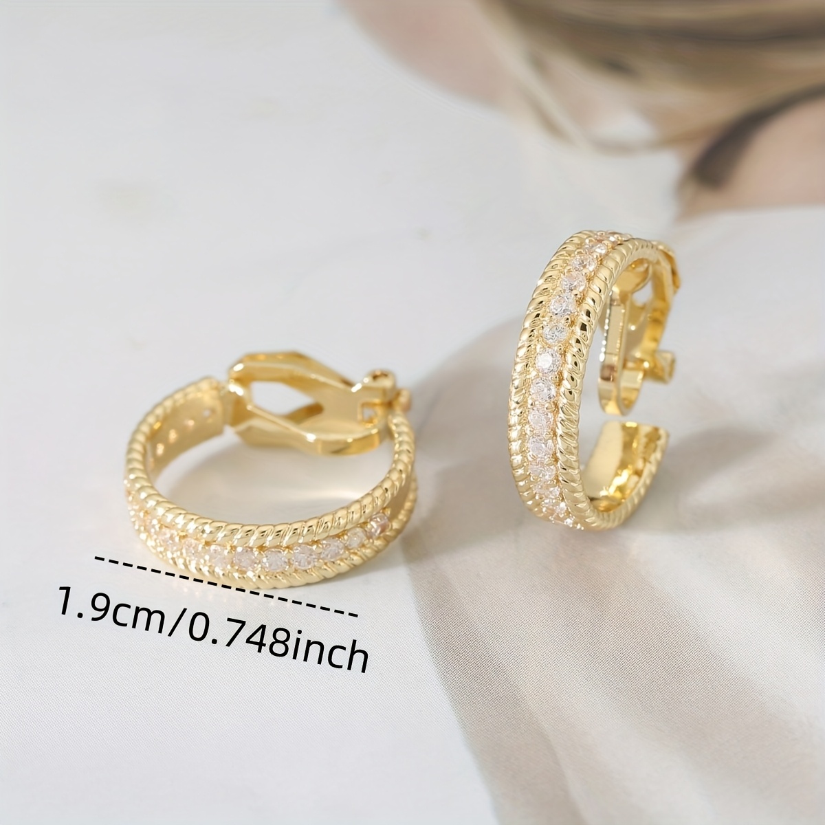 Unisex Vintage Classic Copper Clip-On Hoop Earrings, No Piercing