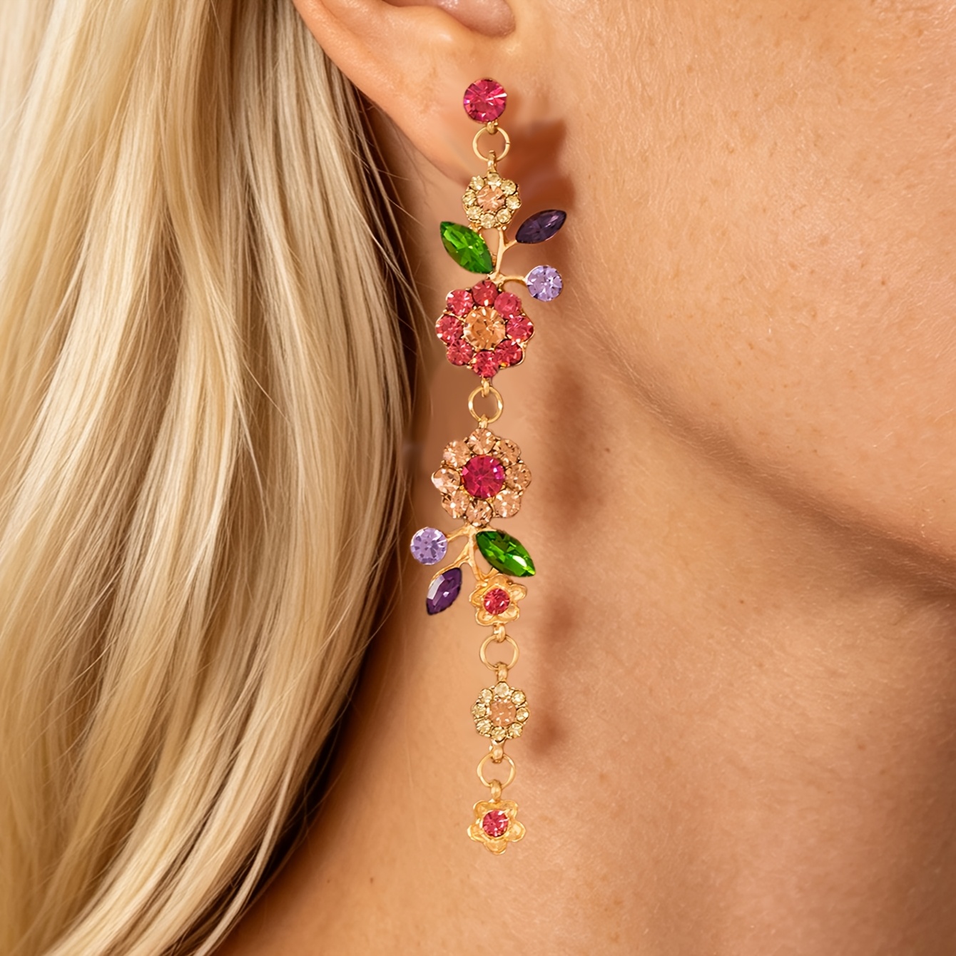 TEMU Une paire de boucles d'oreilles rétro style avec pompons à fleurs géométriques rouges, de luxe léger et haut de gamme, boucles d'oreilles et