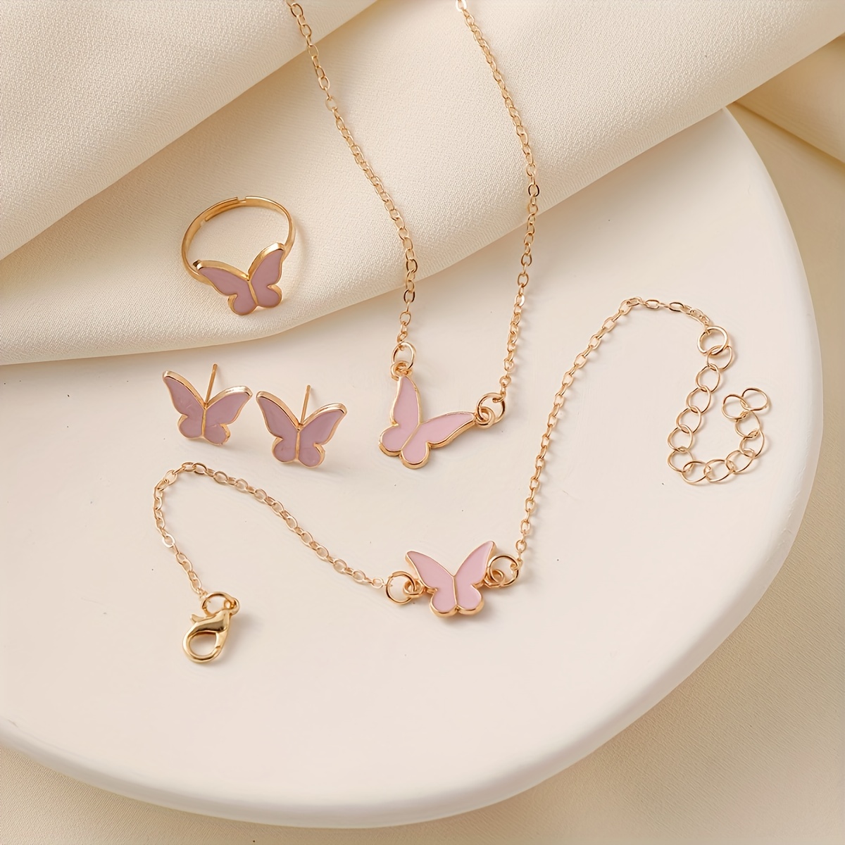 TEMU Juego de 4 piezas con diseño de : un anillo, collar, pulsera y aretes. juego de regalo es ideal para uso diario por mujeres y para fiestas y