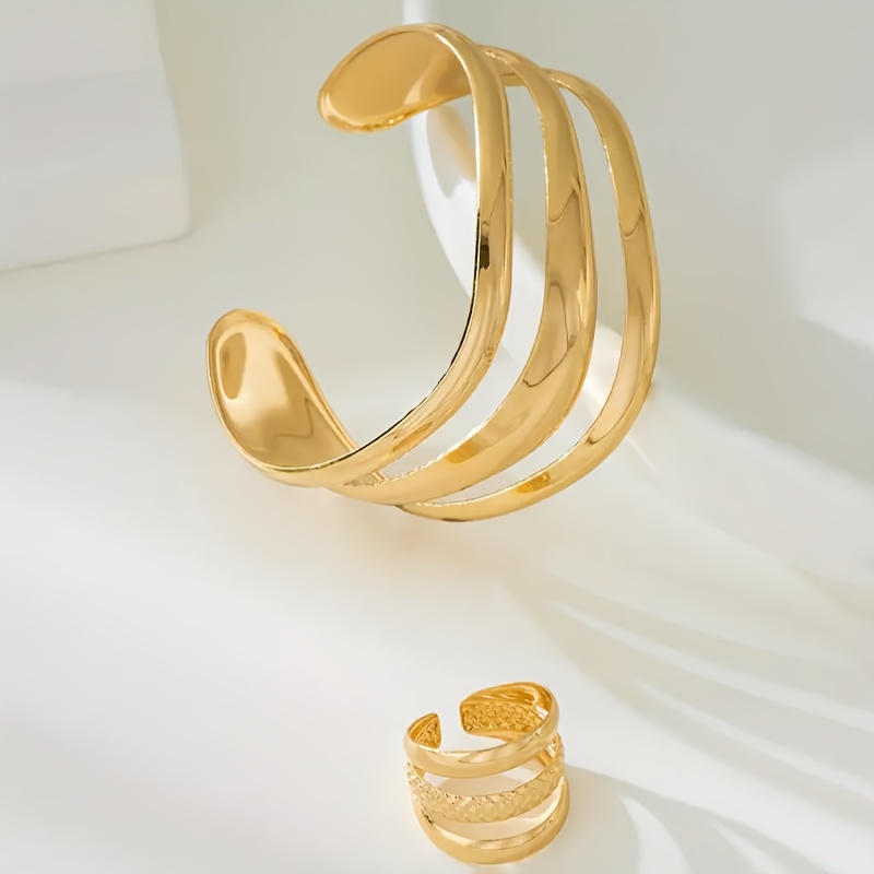Women's Adjustable Hollow Line Wave Design Bracelet & Ring Set