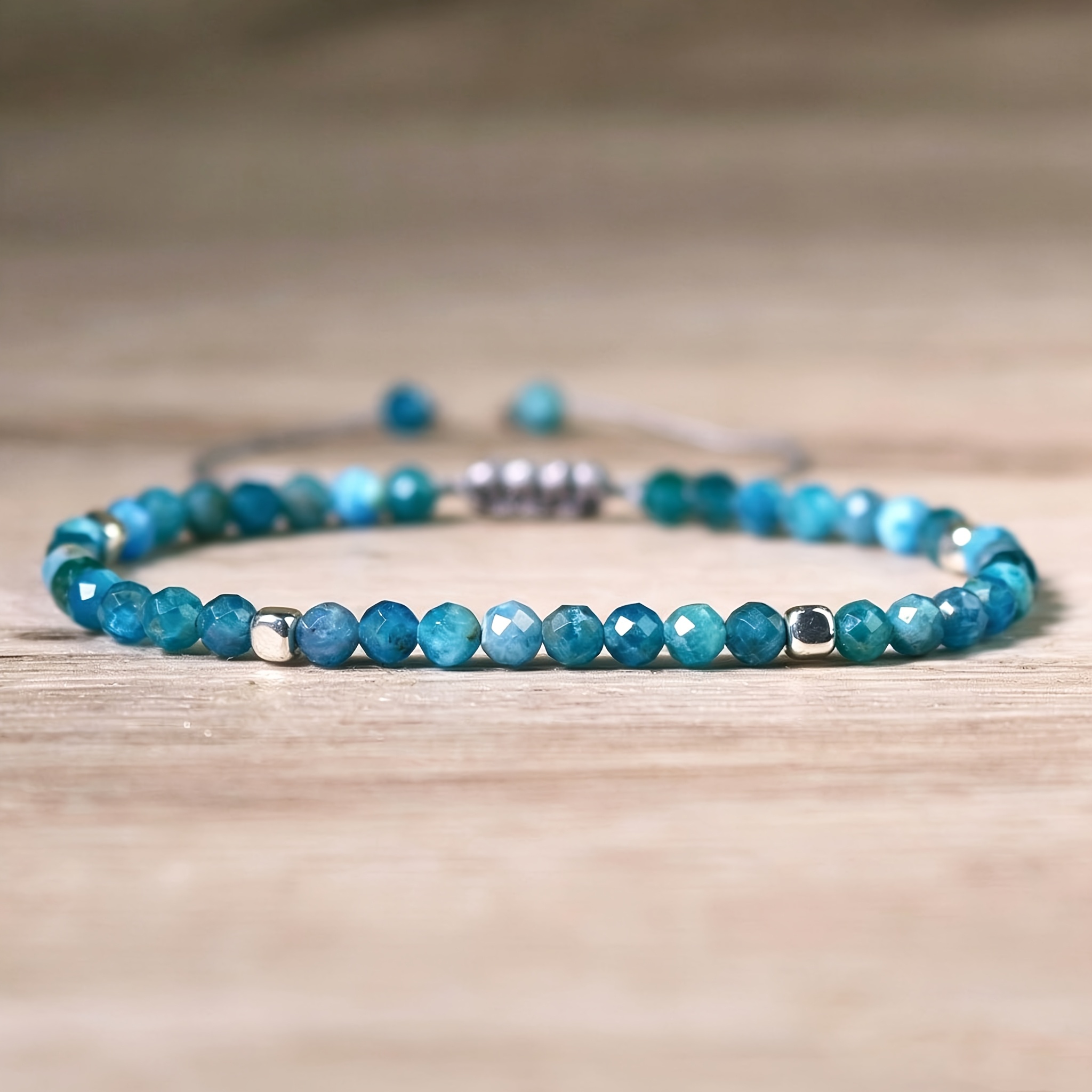 E-shop Naturstein . Naturstein Apatit Minimalistisches Armband 3mm Blaue Perlenarmband Geschenk für Mama, Schwester, Ehefrau und Freunde