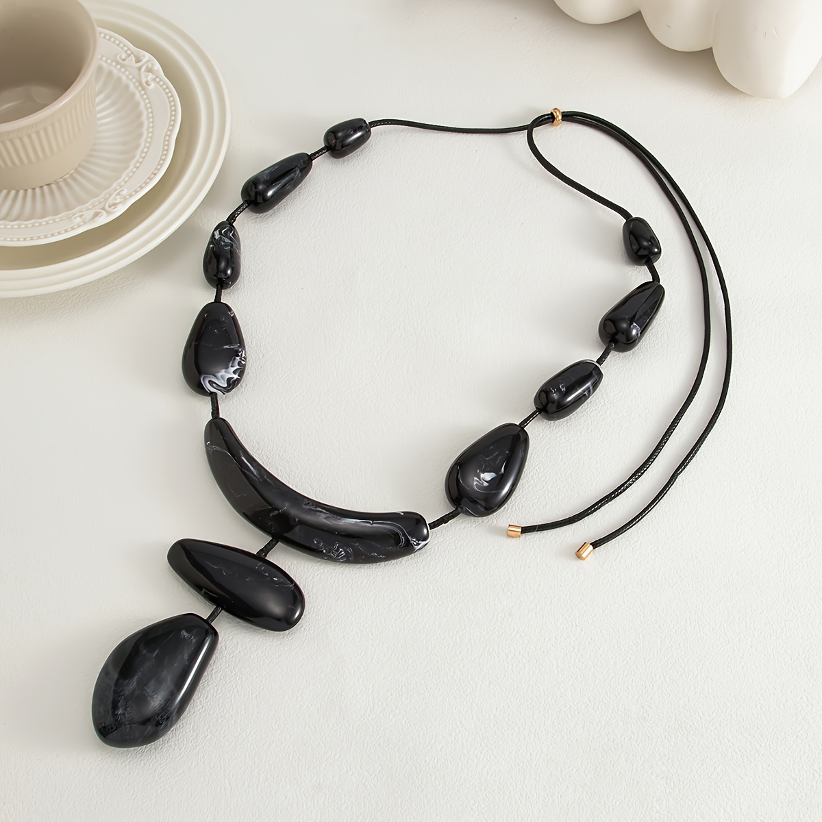 Artistic Curved Resin Pendant Long Beaded Necklace