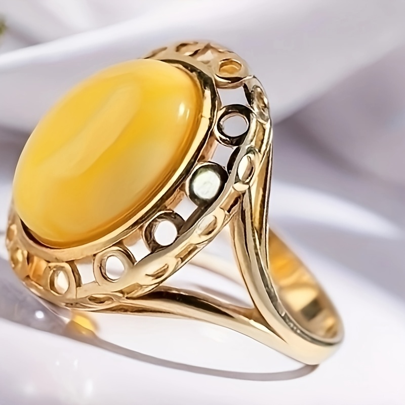 Women's Hollow Oval Resin Fashionable Single Ring