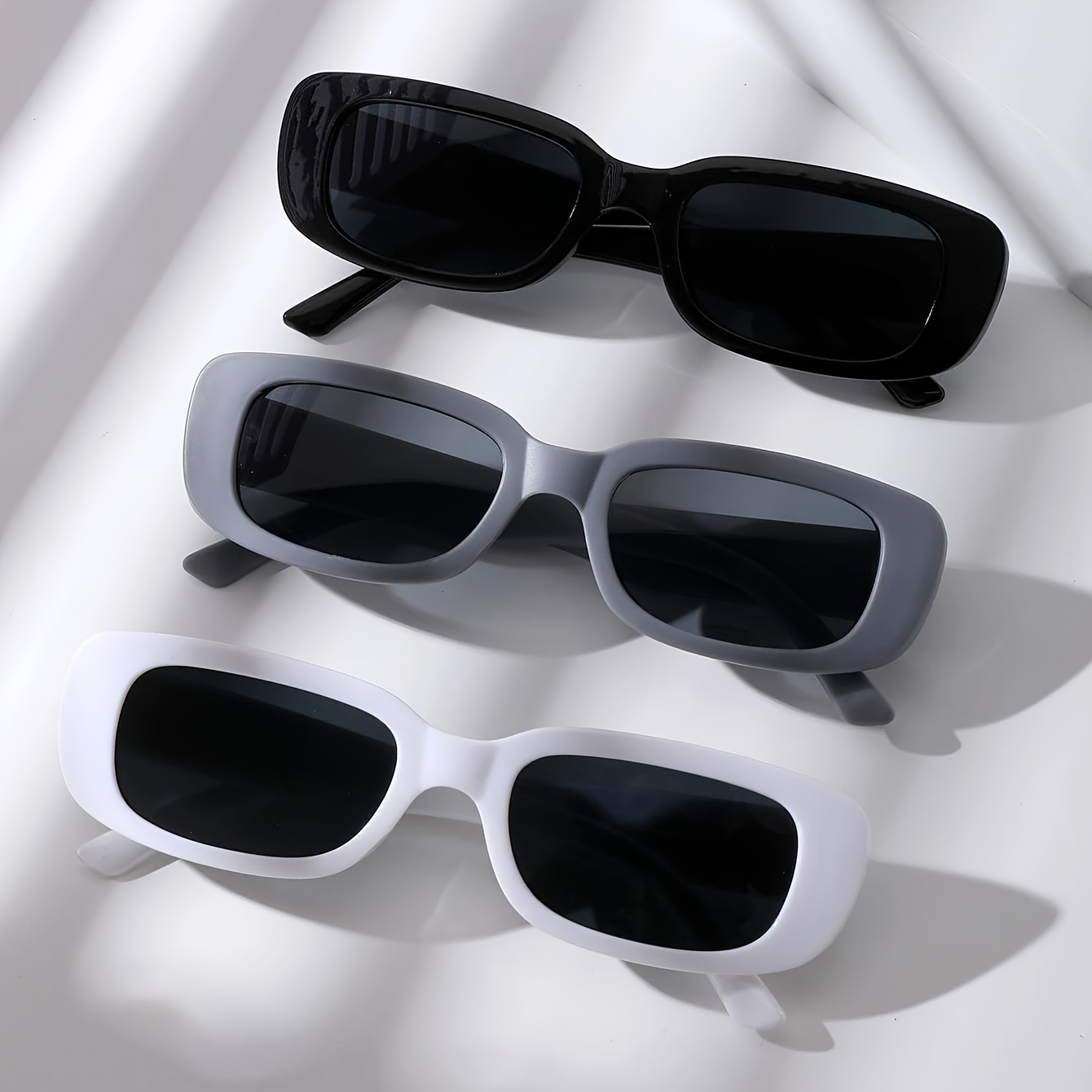 

3pcs Unisex Square Fashion Glasses, Retro Style Anti Glare Assorted Colors Trendy Eyewear For Men And Women