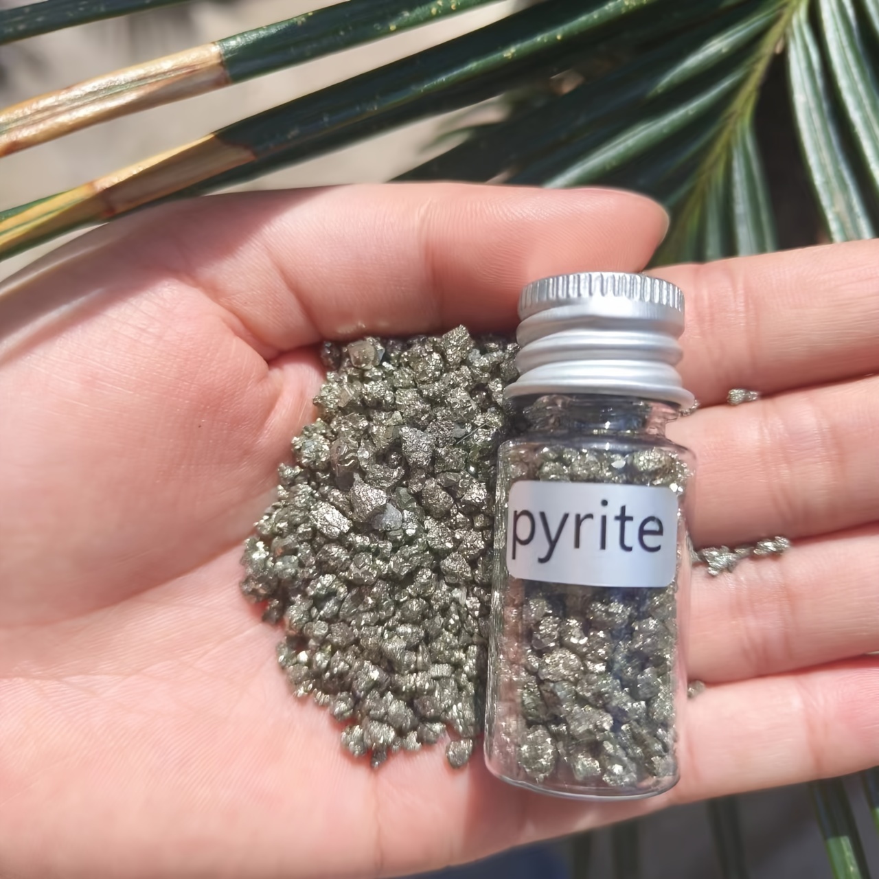 

1pc Natural Pyrite Particles, Bottled Irregular Pyrite Mini Stones, Home Decoration, Gift For Family And Friends