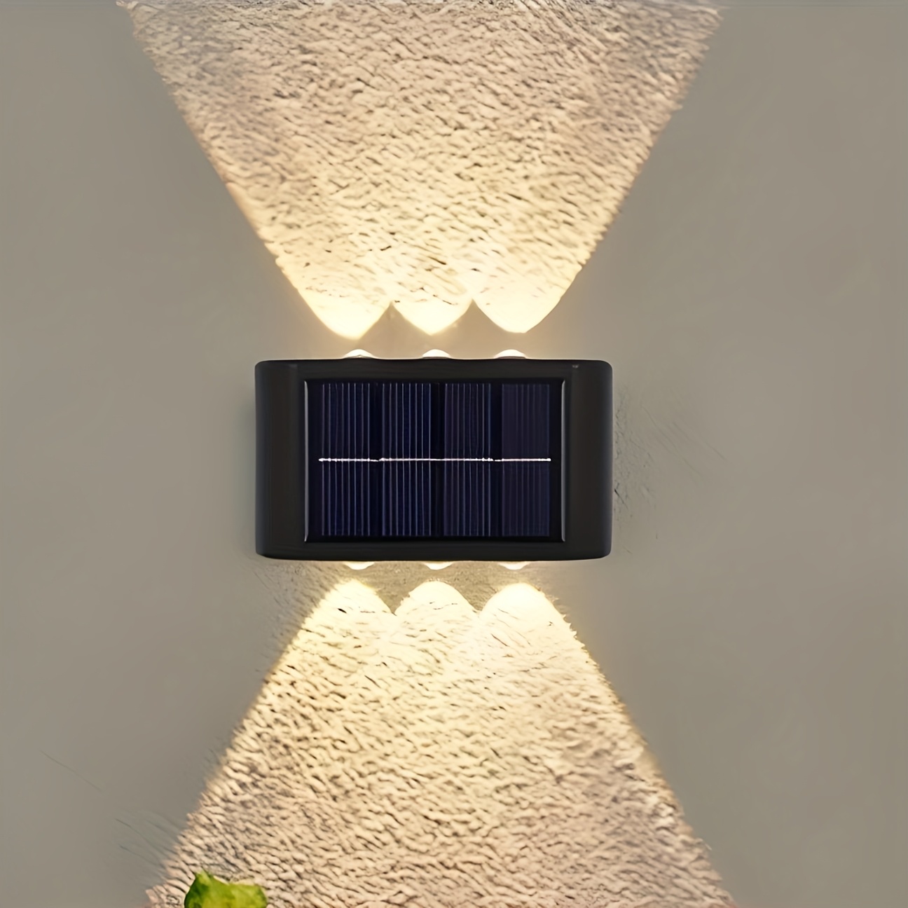Set de 6 LED-uri, 2 bucăți, Lămpi solare de perete pentru exterior, Lumină de noapte portabilă, Lămpi ambientale de perete, Moduri de iluminare reglabile, Nu necesită încărcare, Instalare ușoară, Potrivite pentru garduri de grădină, verande, garaje exterioare, Iluminat interior/exterior, Lămpi de perete pentru exterior