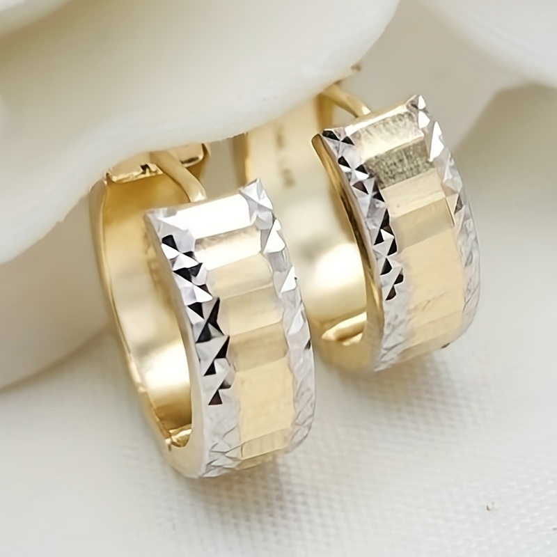 Image of 1 Pair Of Elegant Golden Hammer Earrings, High-end Jewelry Women's Earrings With Luxurious Middle Eastern Style, Hand Carved Patterns, Weddings, Parties, And Casual Wear, Cute Earrings