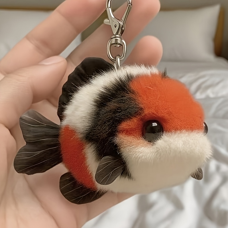 TEMU 【商品名】バックパック、幸運の鯉ぬいぐるみ、親友へのギフト、かわいい鯉のペンダント、キーホルダー、カップル向けの小さなペンダント