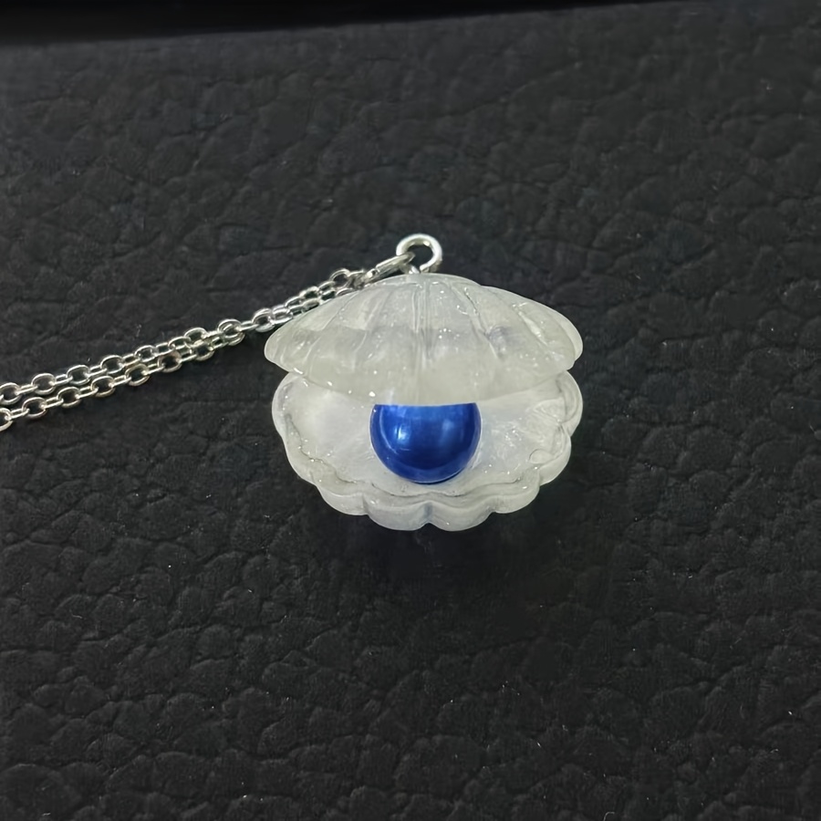 Women's Niche Mermaid Shell Pearl Necklace