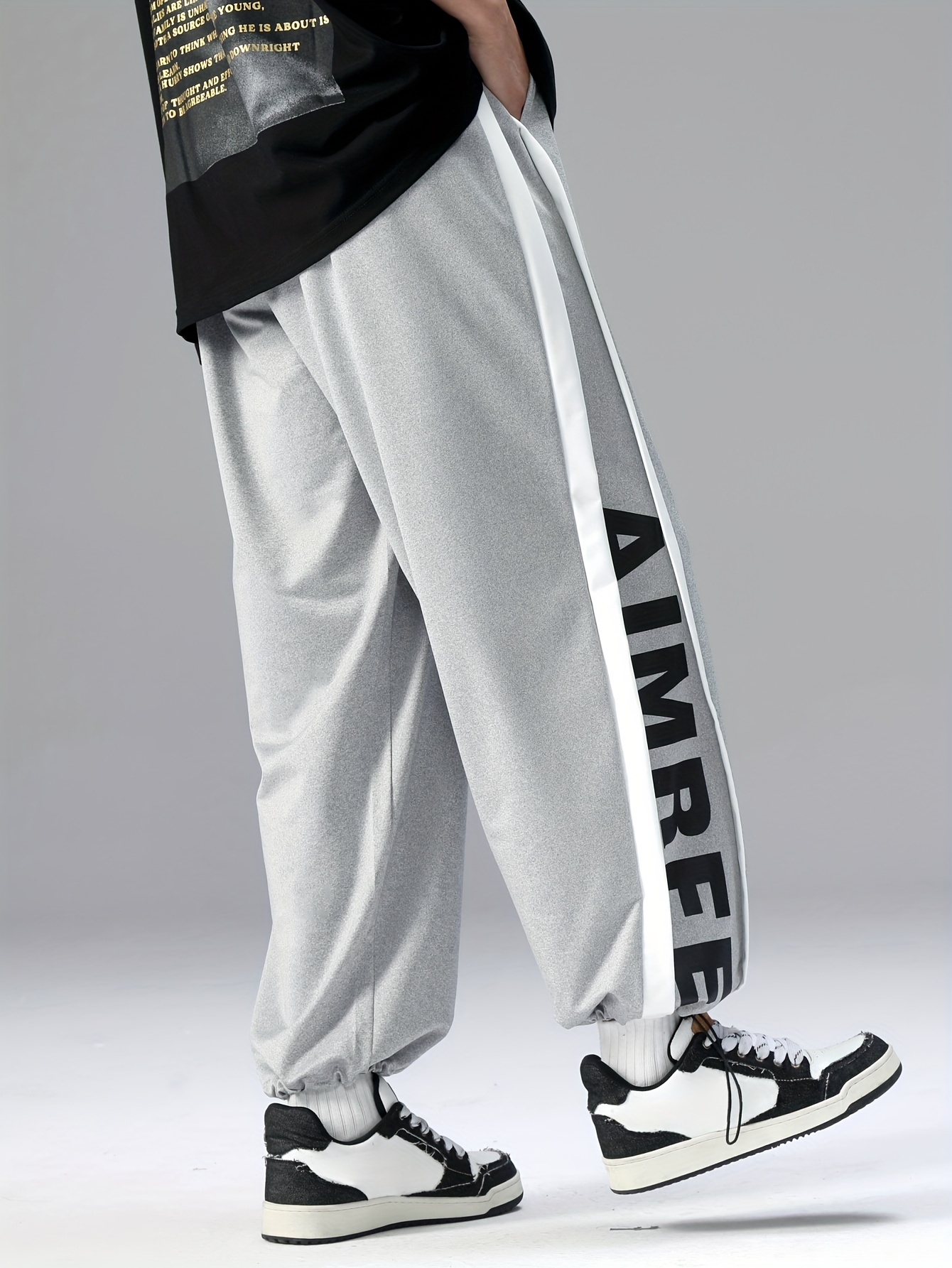 Sプラス サイドストライプ カジュアルパンツ