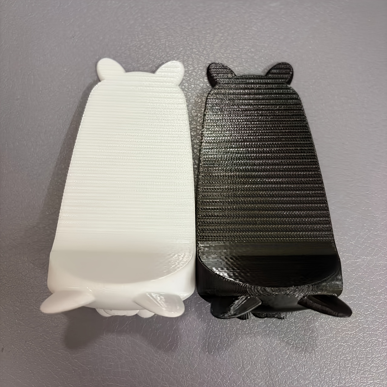 TEMU 2pcs Black And White Cat Cute Design Creative And Novelty Anti-hand Pinch Fixer Durable Plastic Anti-collision Floor Decor Sturdy Prevents Door