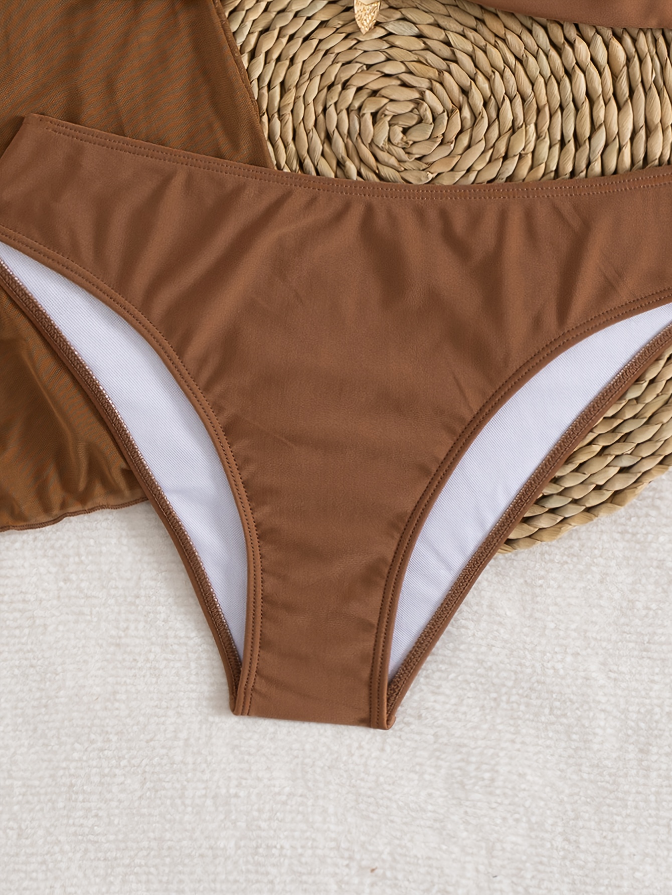 Conjunto de Biquíni Assimétrico 3 Peças com Detalhe Metálico - Maiô de Cobertura Total em Cor Sólida para o Verão, Top e Calcinha, Lavável à Máquina para Piscina e Férias (Estilo 25SS Tendência) 6