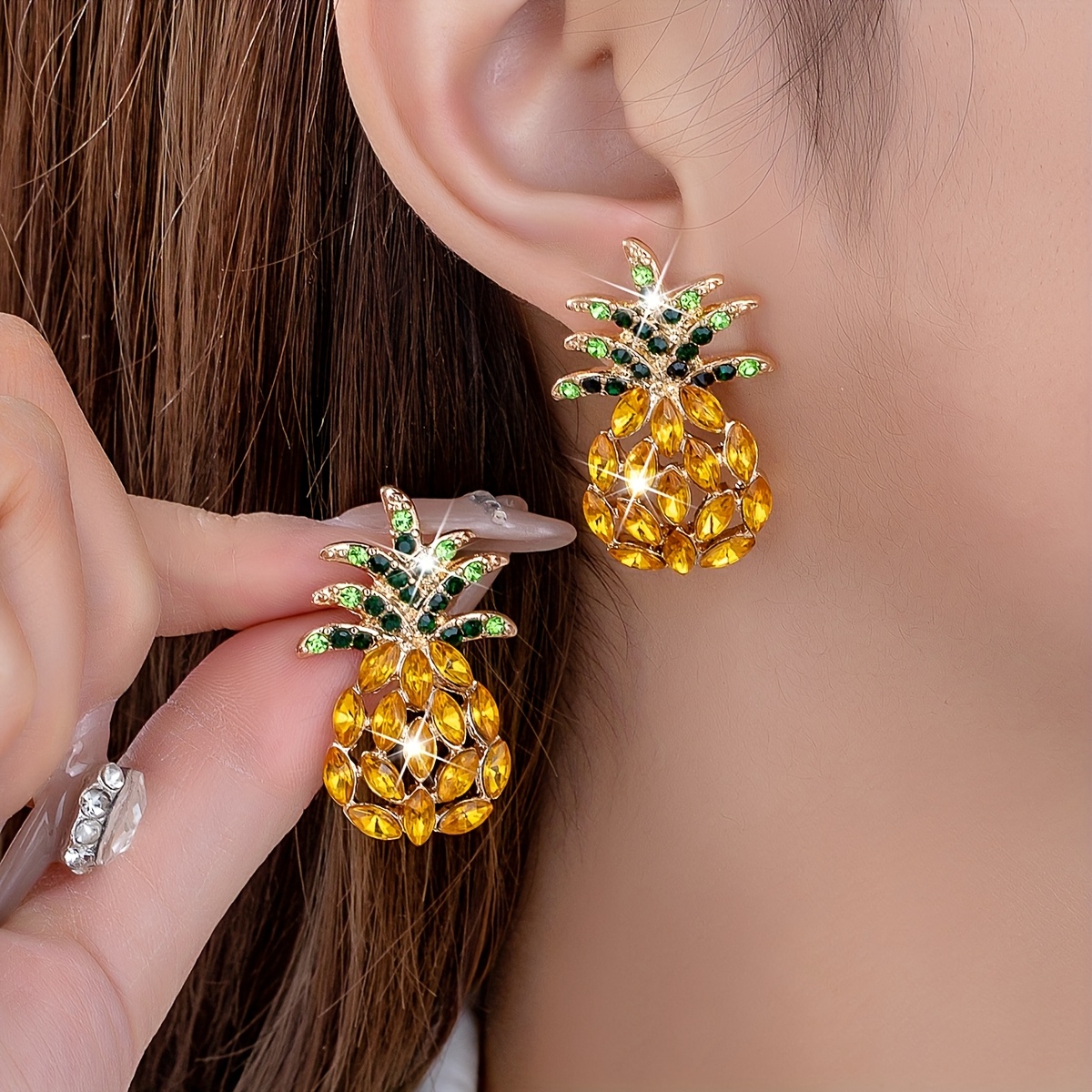 Elegant And Summer Luxury High-end Pineapple Full Stud Earrings