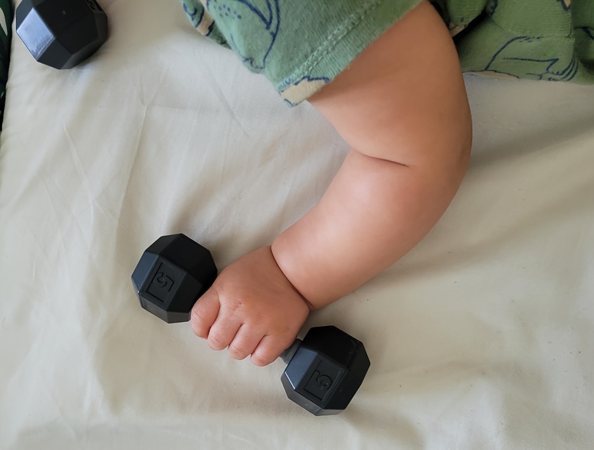 2pcs baby dumbbell mini dumbbell toys sensory rich dumbbell toys details 2