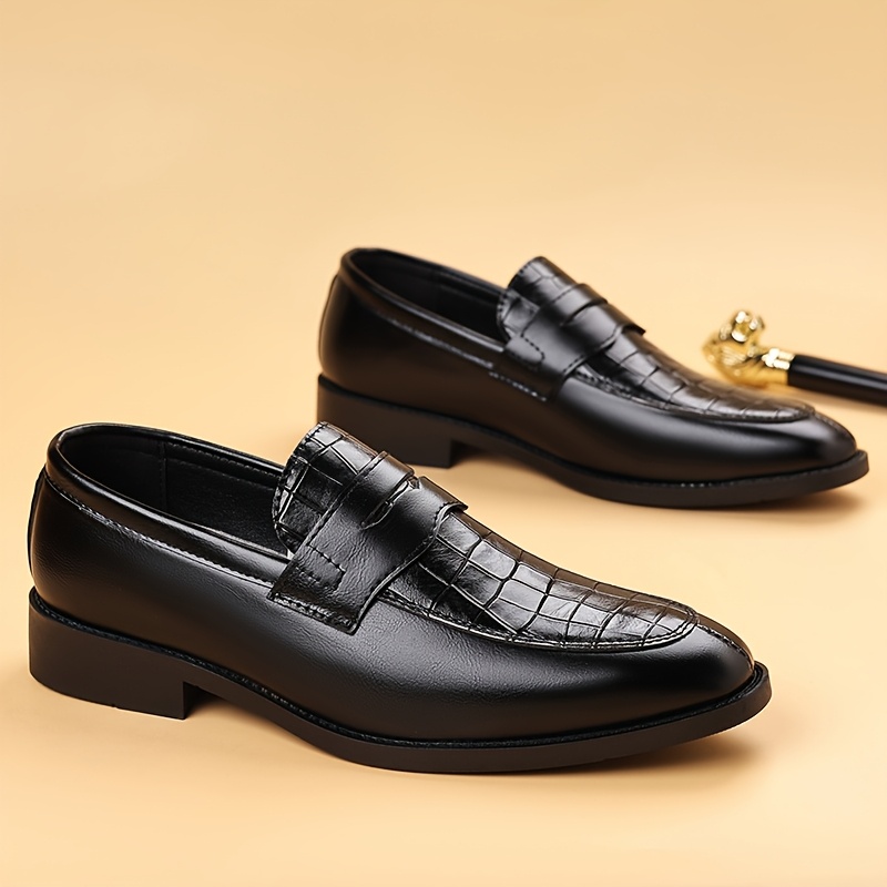 Oxford Schoenen Heren Formele Schoenen Nieuwe Heren Elegante Schoenen Heren Puntige Zakelijke Casual Schoenen Britse Heren Cadeau Koreaanse Stijl Casual Comfortabele Heren Schoenen Grote Maat Western Retro Kapper Trendy Schoenen Kantoor Werk Bruiloft Schoenen Heren Sociale Sh