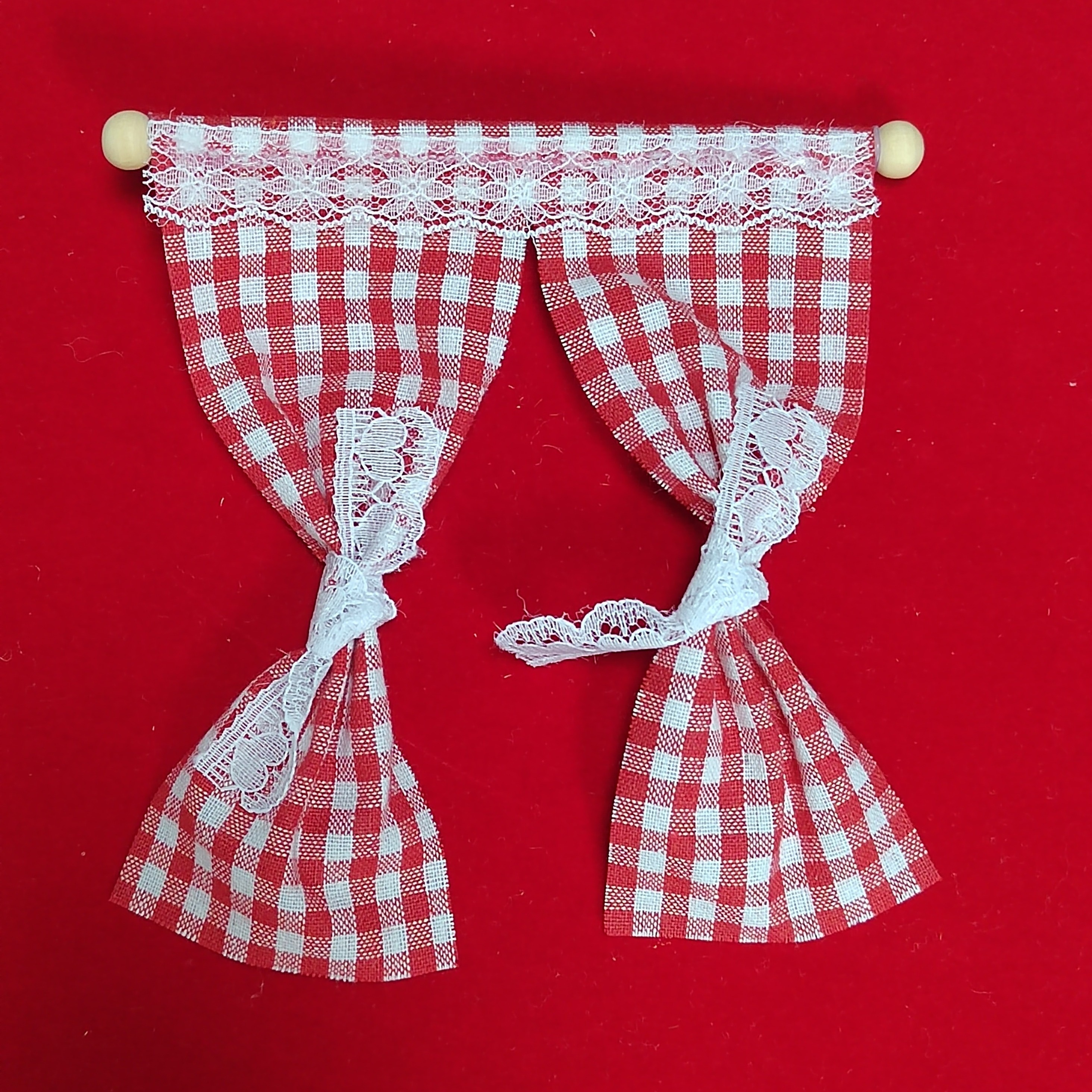 

Miniature Red Gingham Checkered Lace Curtains For Dollhouse, Cotton Rope Window Drapes Accessory For Doll House Dolls, Fits 6-12 Years Old - Bjdob11 Display Props Model Parts