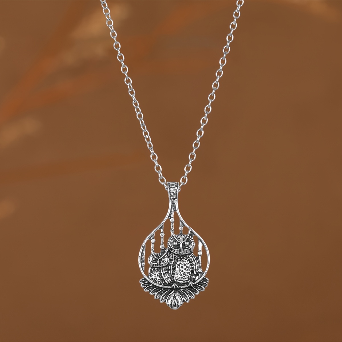 TEMU Collier pour femme avec pendentif double vintage effet vieilli - Style gothique adapté , longue chaîne avec placage K, breloques ajourées et