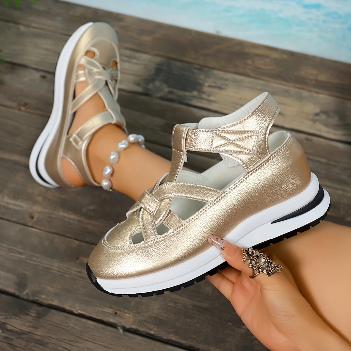 2025 new womens thick soled sandals round toe comfortable casual walking shoes hollowed out wedge sole breathable sandals fashionable and popular details 3