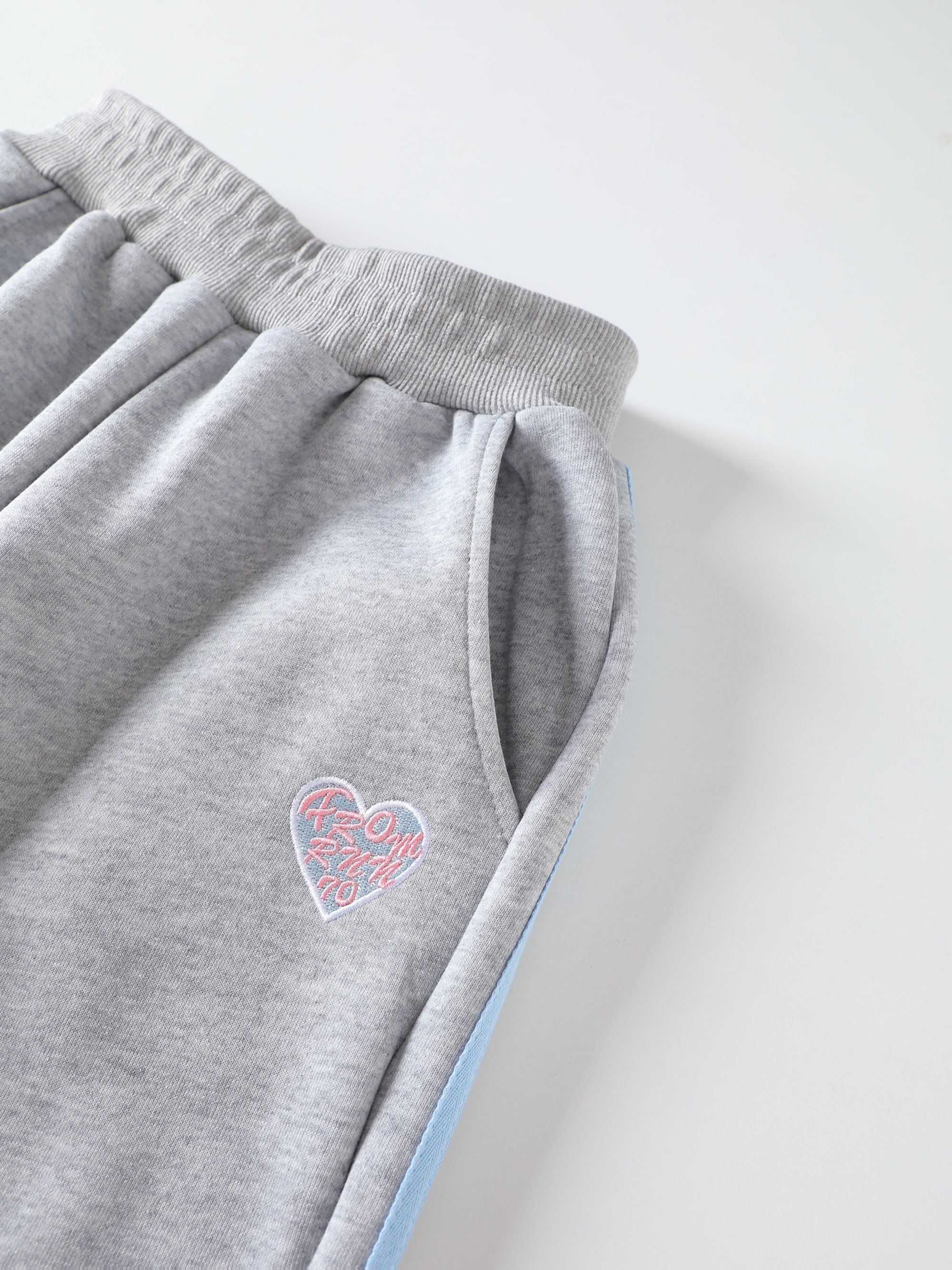Random Single-Piece Girls' Long Pants for Spring and Autumn