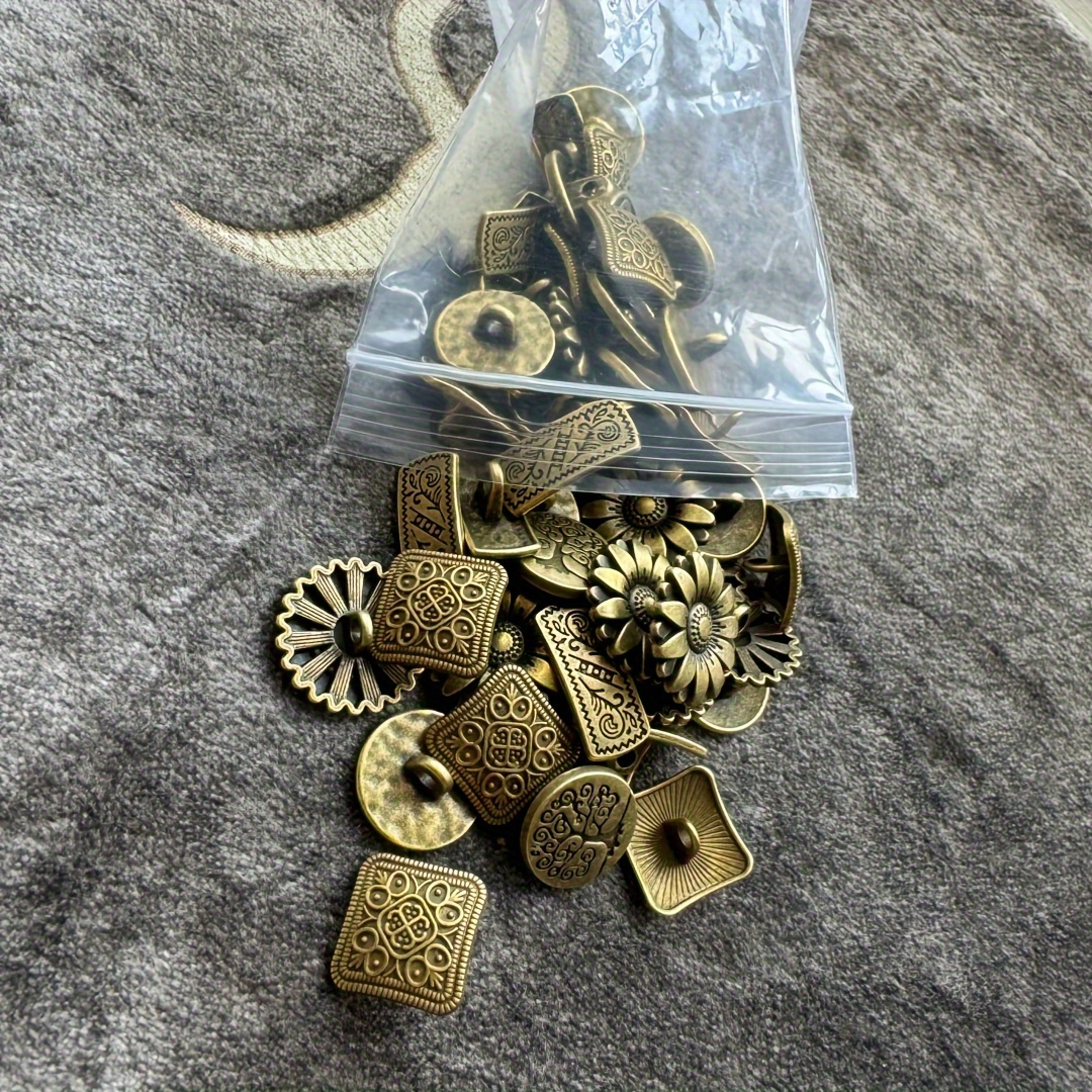 TEMU 50 Stück Gemischte, feste Knöpfe, 5 Stile, Antik Silberfarben, Antik Goldfarben, Antik Bronze, Runde, Quadratische Metall Knöpfe, Retro Kreative