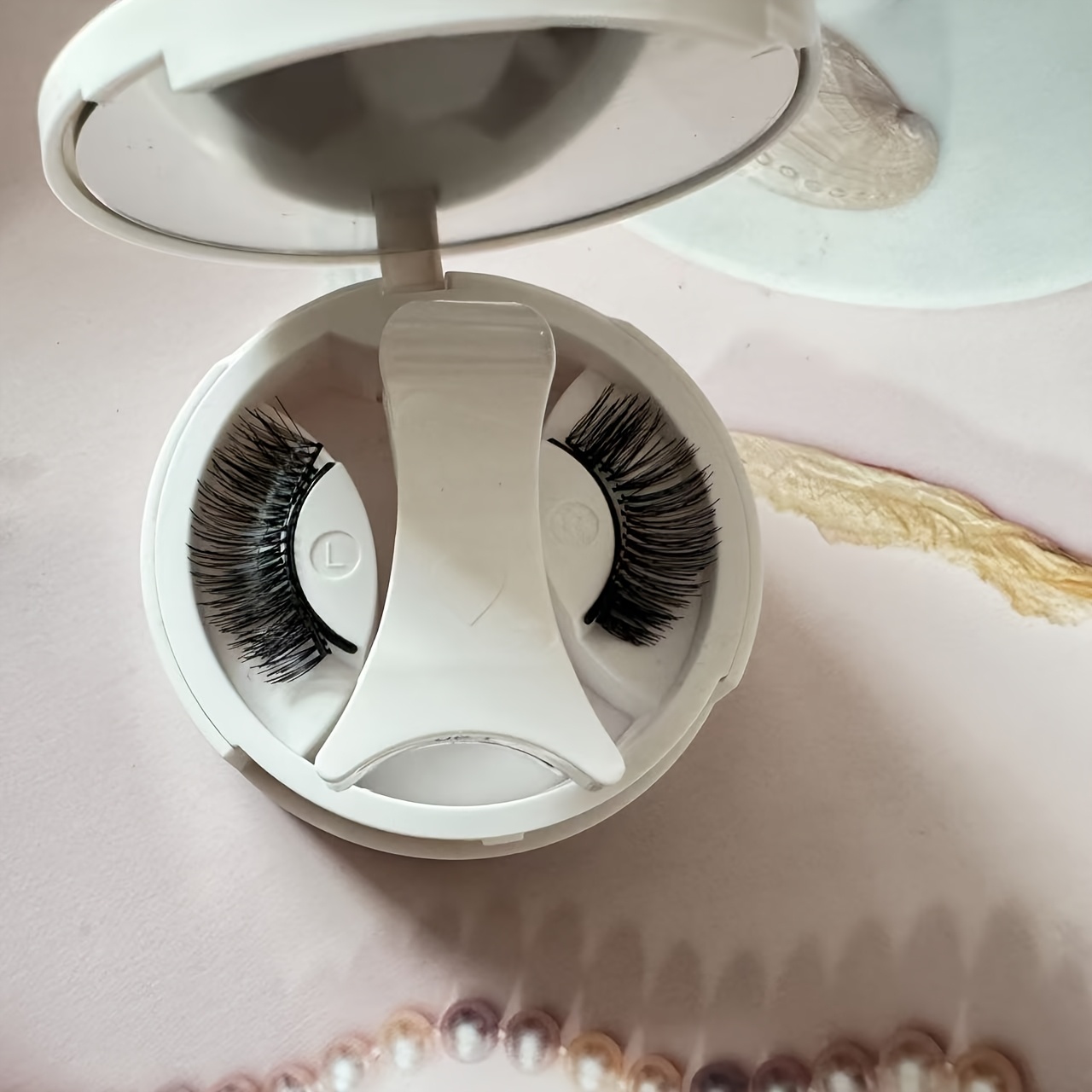 1 Pair Magnetic Eyelashes For Beginners, No Glue Needed Reusable Fake Eyelashes, Easy To Apply Natural Looking Beauty Tool Gift For Women