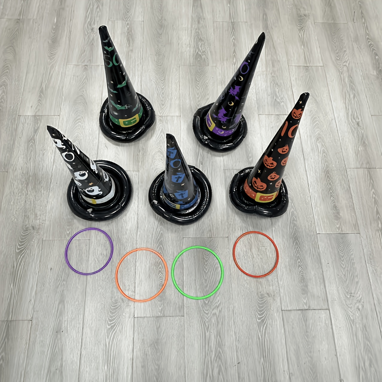 TEMU Jeu de d'anneaux d'Halloween 5 pièces (4 anneaux + 1 chapeau) avec chapeau de sorcière gonflable - Parfait pour les fêtes en intérieur et en