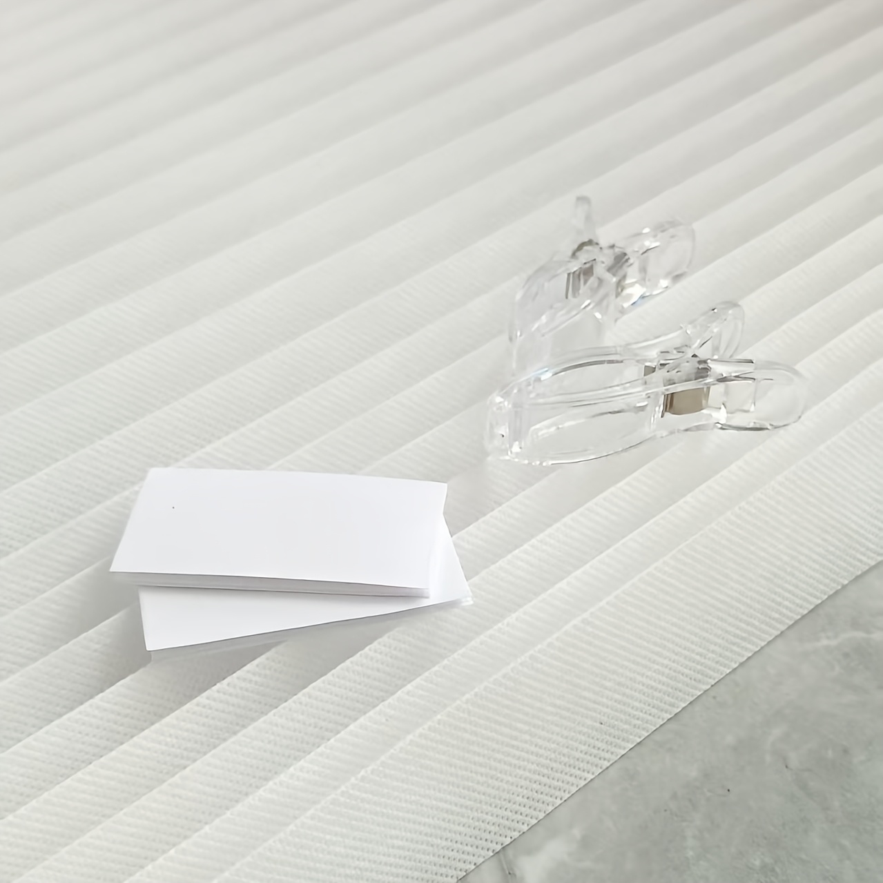 TEMU 1pc Rideau haute anti-soleil/détachable/taille ajustable/ plissée/inclut deux clips/rideaux détachables avec adhésif - Convient pour , les