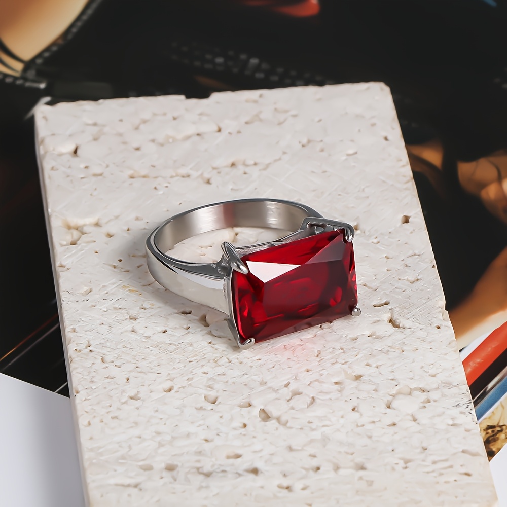 Y2K Red Queen 304 Stainless Steel Ring, Unisex Design