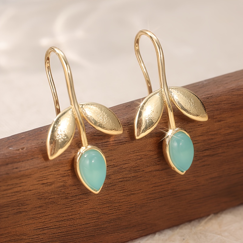 E-shop Bohemian Retro Ethno-Stil Tränenblatt-Muster Ohrringe, Damenohrschmuck, Messing vergoldet, geeignet für täglichen Party Schmuck Accessoires