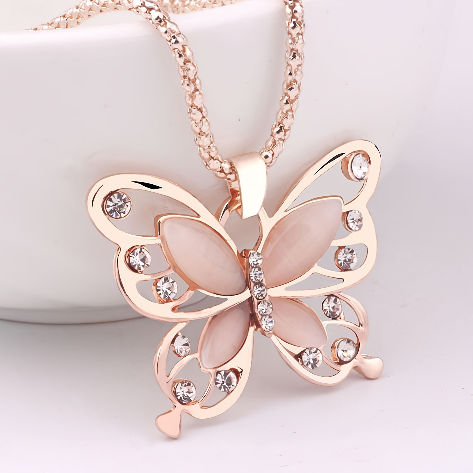 

Elegant Rose Golden Pendant Necklace - Chic Long Chain Jewelry For Women, Perfect Gift