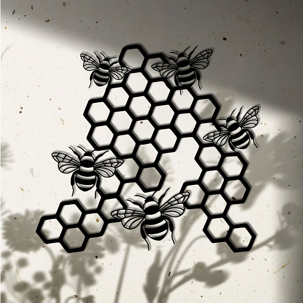 TEMU 1pc Baroque Bee & Honeycomb Metal Wall Sculpture - Realistic Bee Statues With Honeycomb Hive, 15.75x14.7 Inch Metal Suitable For Home, Garden,