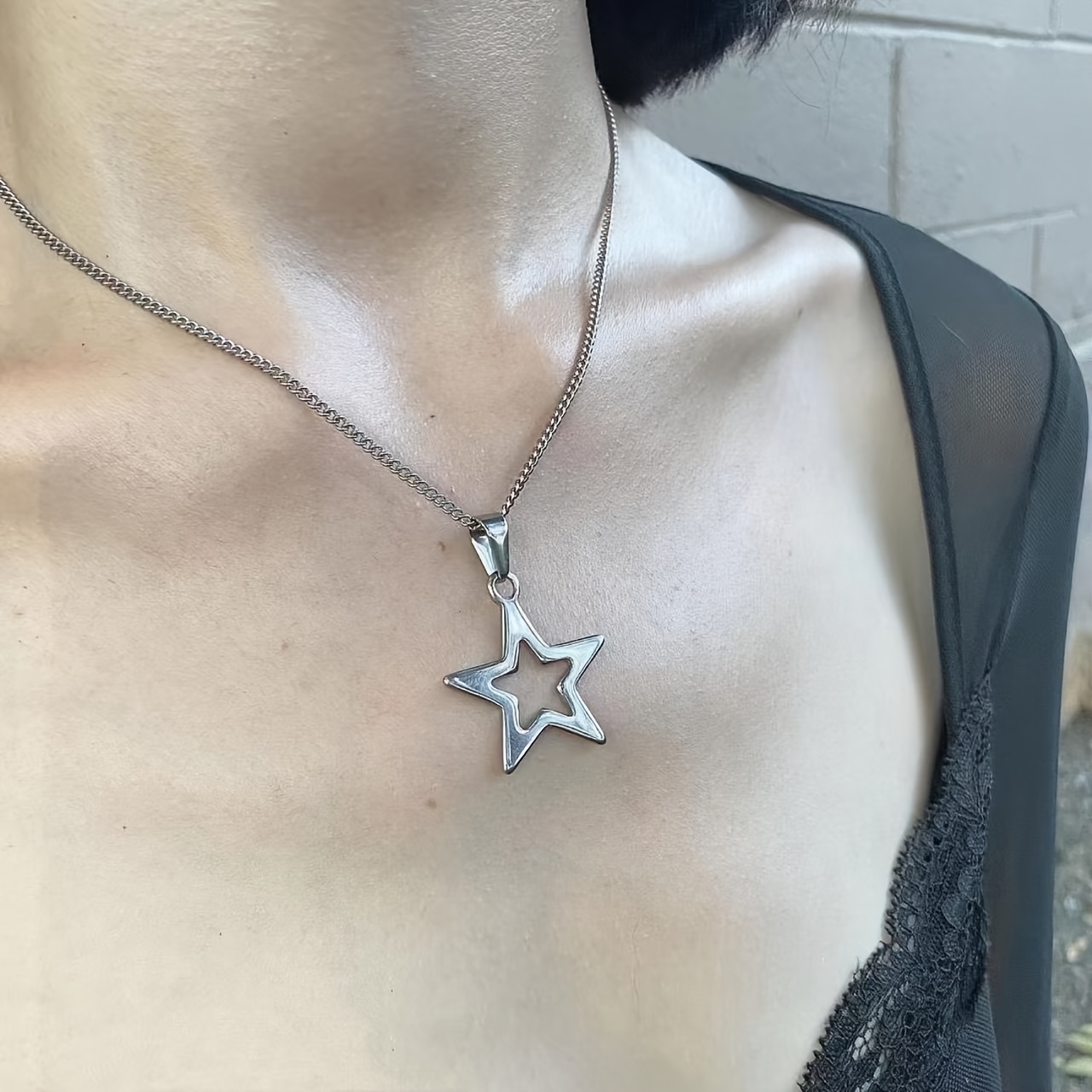 Korean Style Star Pentagram Necklace, Niche, Easy, Versatile, Ins Hip-hop Clavicle Chain, Women's Titanium 202 202 Stainless Steel, Does Not Fade