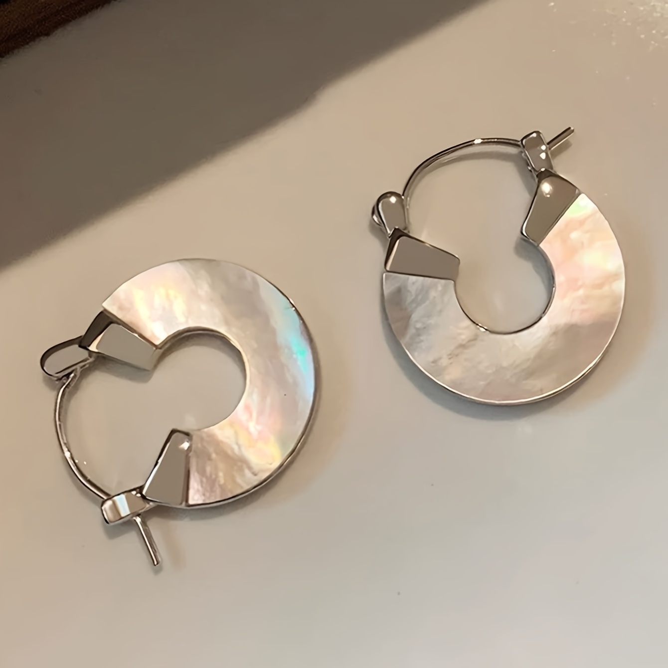 TEMU 1 Pair Of Simple And Light Luxury Geometric Hoop Earrings, Suitable For Women To Wear To Casual Gatherings
