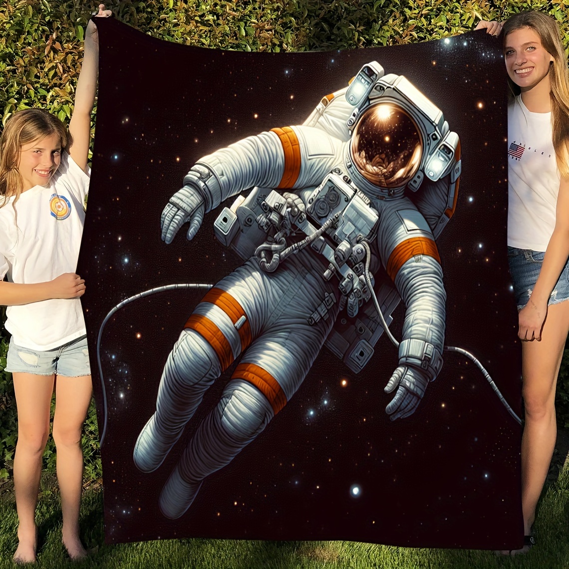 

1pc Gift For Son Blanket Soft Flannel Sofa Blanket Tv Blanket Astronaut Blanket For Couch Sofa Office Bed Camping Travel, Multi-purpose Gift Blanket For All Season