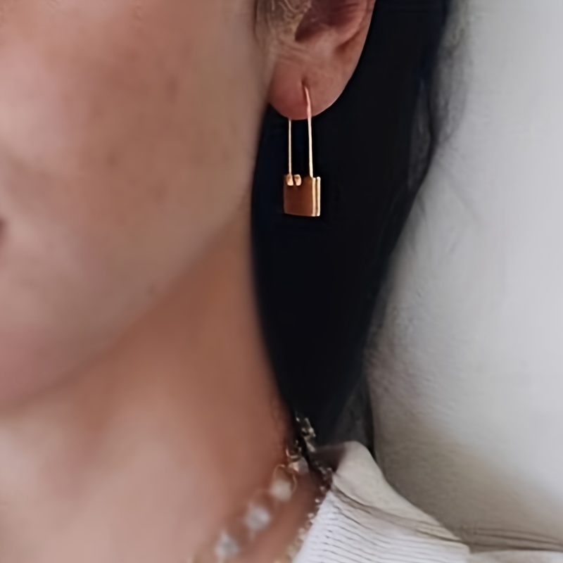 Stylish Dangling Earrings & Lock Shaped Earrings Set