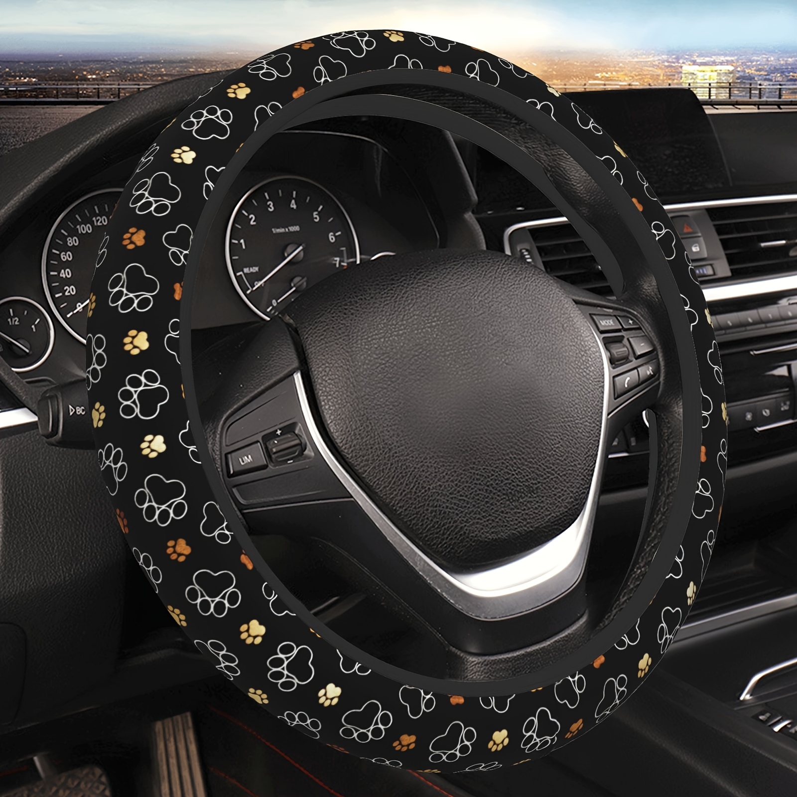 

1pc Print Car Steering Wheel Cover - 15" Neoprene Protector With Golden Accents, Comfortable Grip For , Stylish Auto Accessory, Steering Wheel Cover Cute