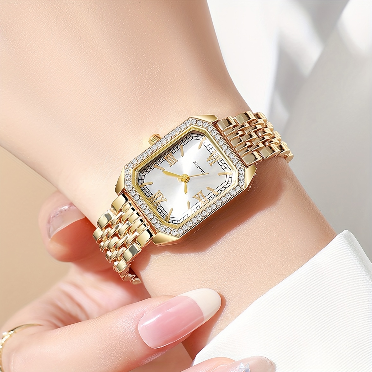 Bergcoz Women's Elegant Square Roman Watch With Function, Quartz Movement & Alloy Case & - Roman Indicator Hands, Wristwatch For Daily Use, Gift For Valentine's/christmas/birthday (brand Name On Dial)