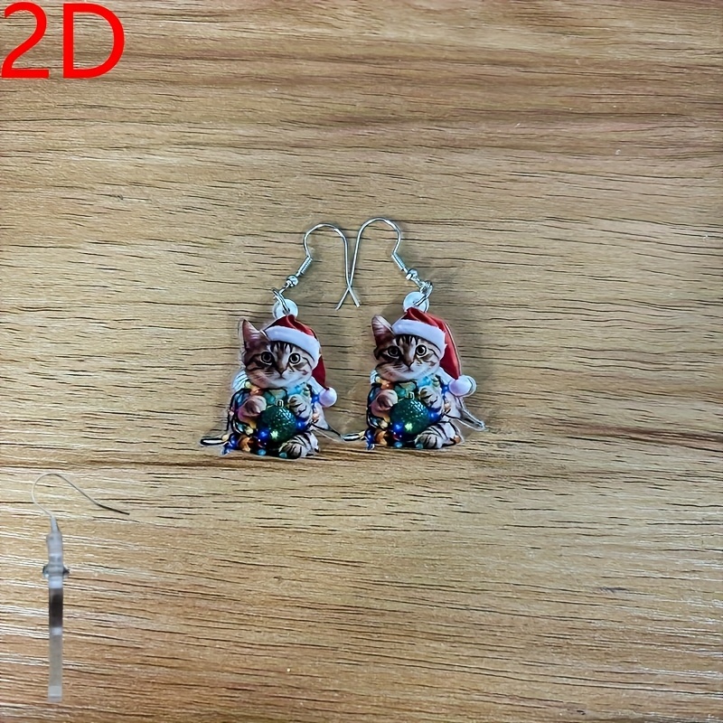 TEMU 2D Plat, 2D Kerst Plezier en Modieus Prachtig Elegant Dierenthema LED Licht Rode Kerstmuts Katje Acryl Lichtgewicht Duurzame Hanger Oorbellen