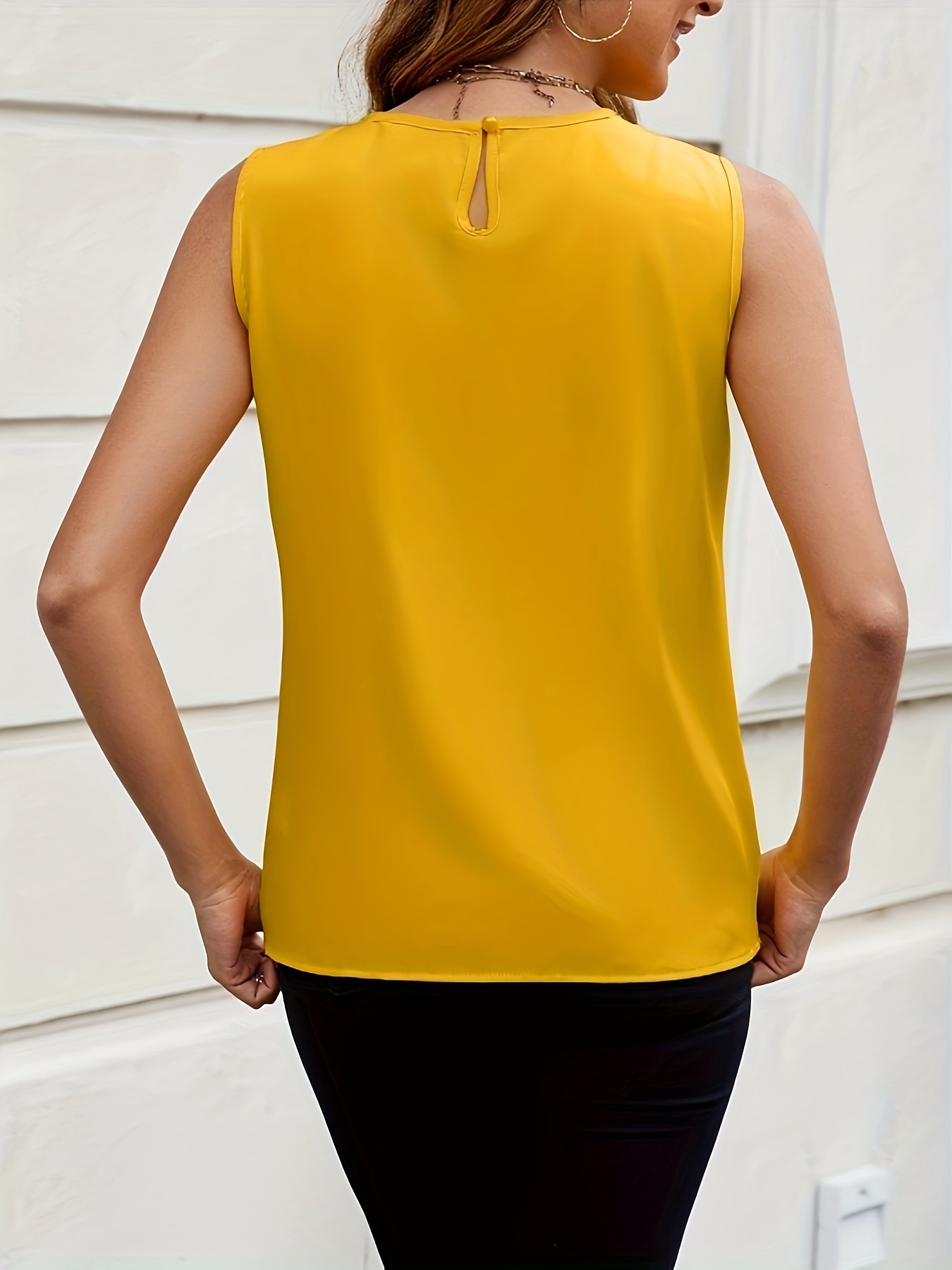 Women's Elegant Solid Color Sleeveless Blouse - Round Neck Button Front, Machine Washable Non-Stretch Fabric, All-Season Versatile Top for Casual & Formal Wear, Buttoned Front Top, Sophisticated Design