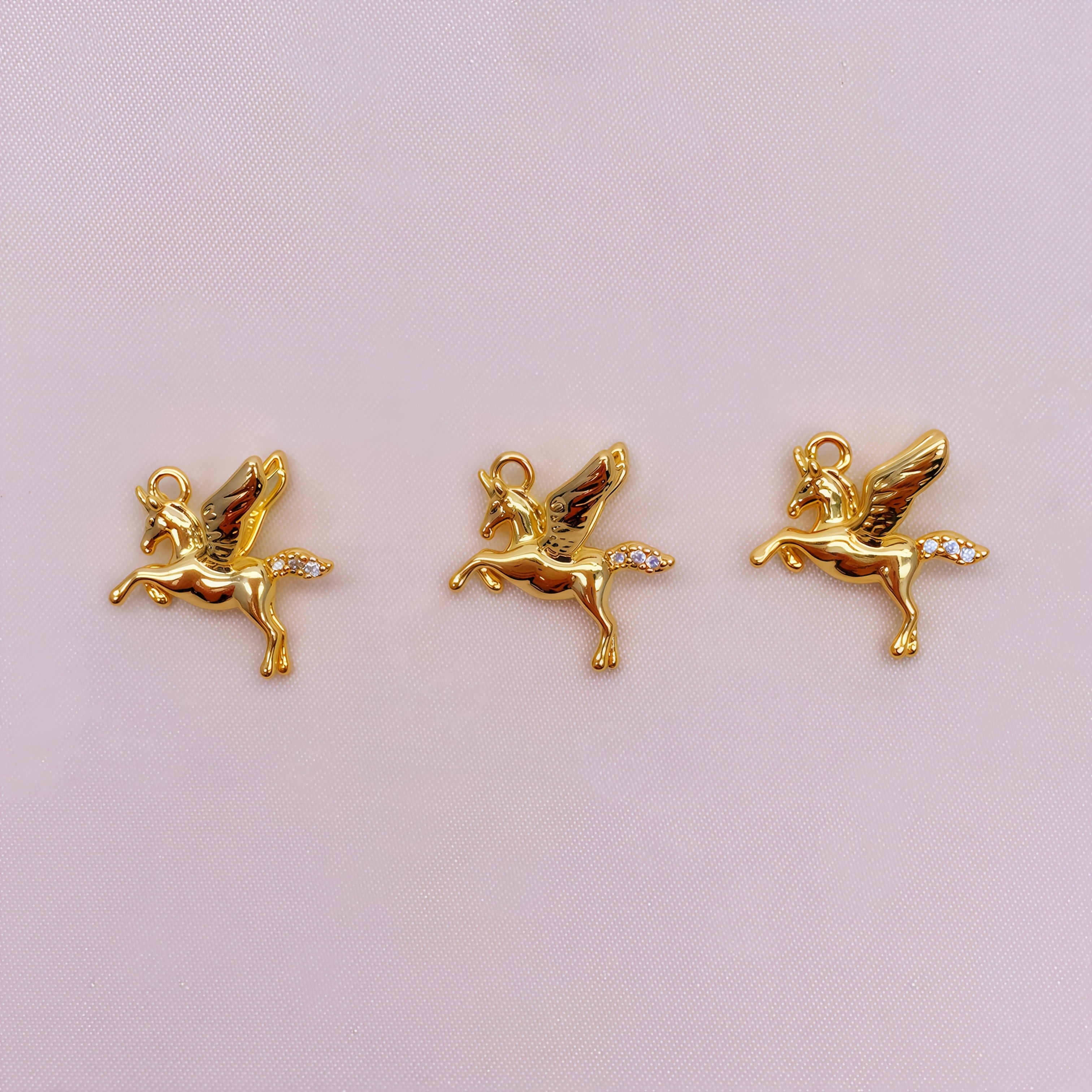 TEMU Set Of 3, Plated With 18k Gold Plated, Unicorn Pendant, Inlaid With Synthetic Synthetic Synthetic Zircon​​, Bracelet Necklace Pendant, Elegant