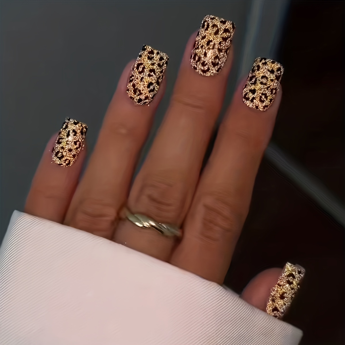TEMU 24pcs Of Short Square Fake Nails, Made Of Golden Glitter/glitter Material, Presenting A And Texture, With Luxury And .