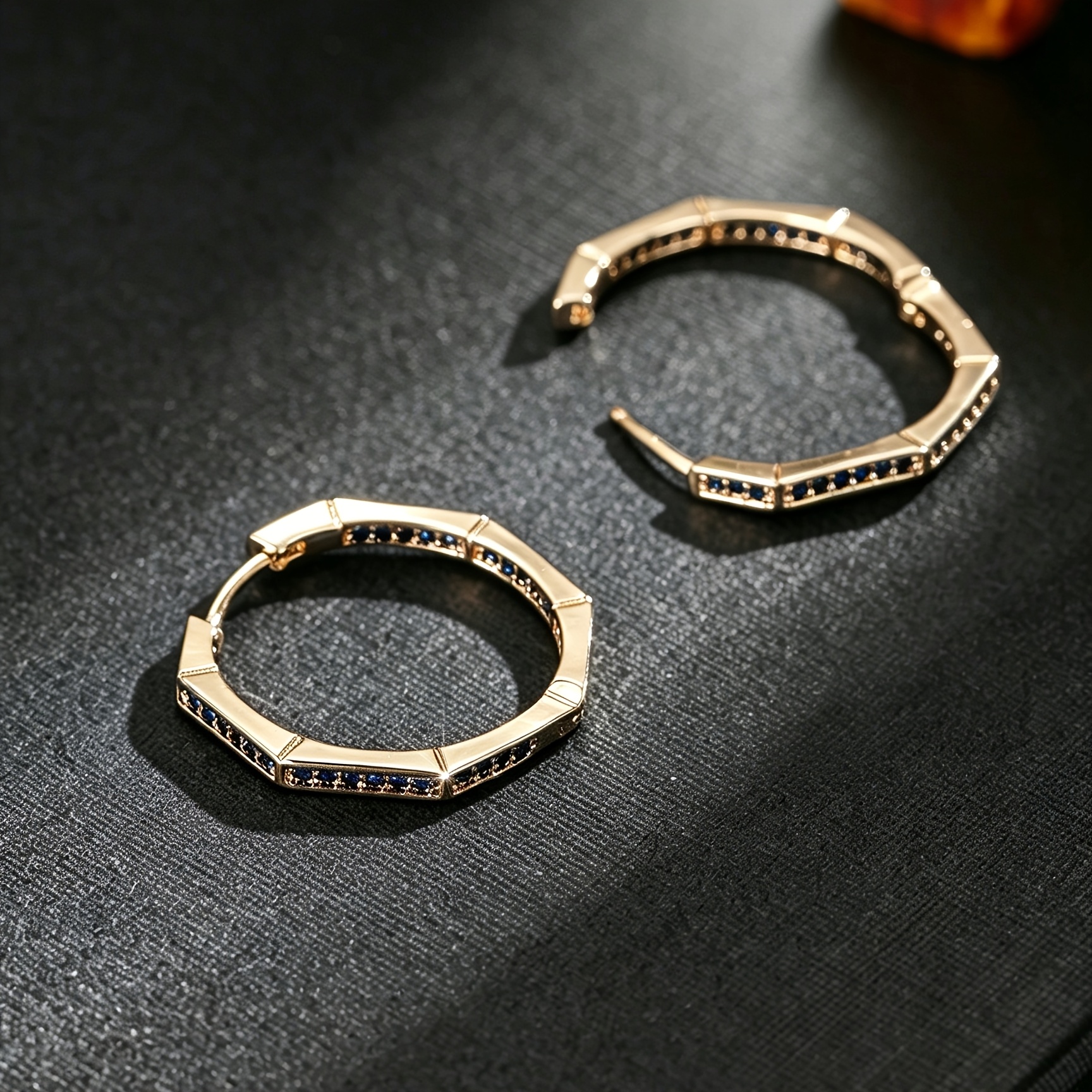 Women's Geometric Square Hoop Earrings, Light Luxury Design