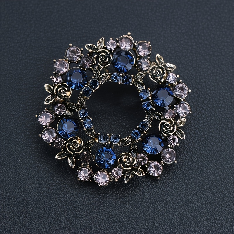 E-shop Neue europäische und amerikanische Retro-Brosche, hochwertige Damen-Temperament-Kristallkranz-Anstecker, -Design, Sinnvolles Corsage,
