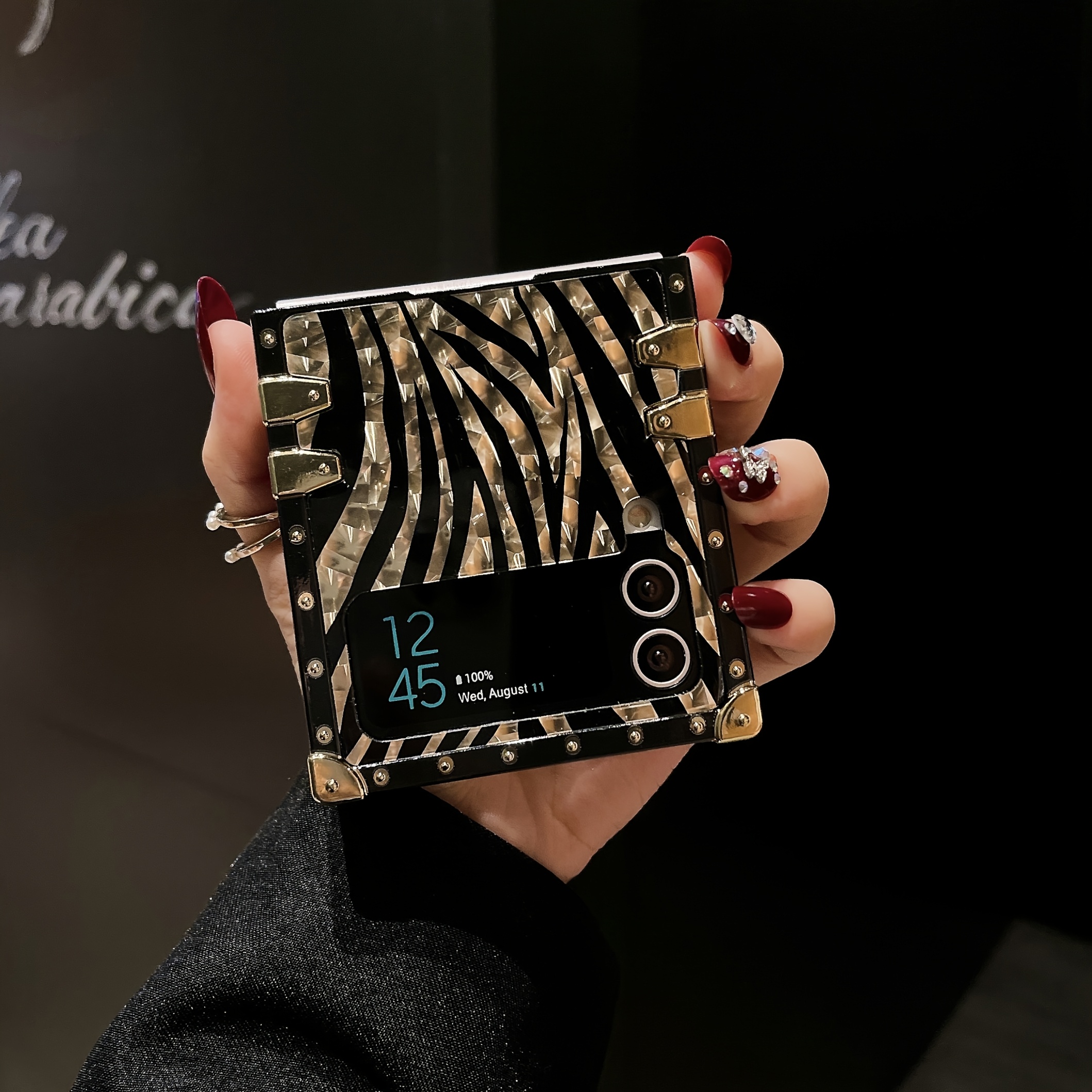 feather series mobile phone case with 360 degree rotating stand suitable for samsung foldable models Product details 4