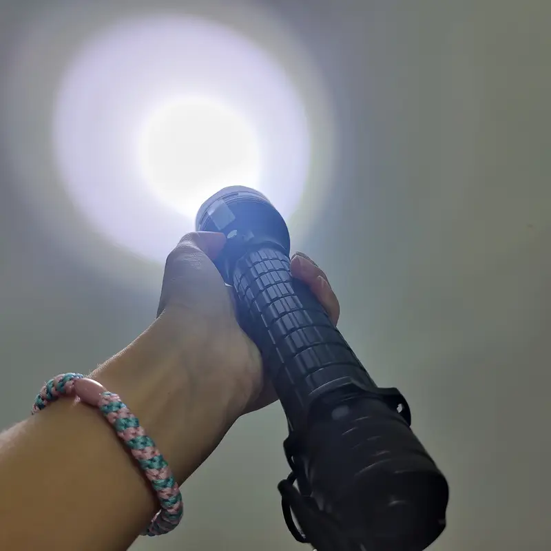 2025 xhp70 підводний ліхтар для дайвінгу 100m професійний підводний ліхтар для дайвінгу підводний ліхтар акумуляторна лампа для дайвінгу потужний ліхтар для скуба-дайвінгу Опис товару 2