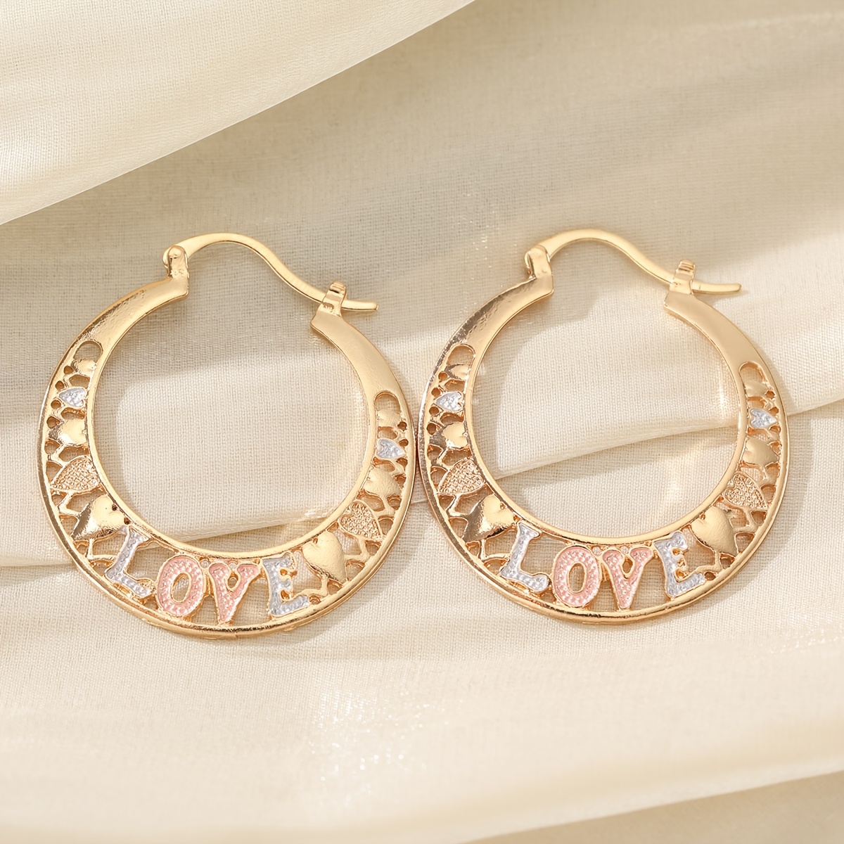 TEMU French Exquisite Women' Earrings Fashion Creative Engraved Heart Love Letter Ear Jewelry Temperament Trendy All-match Suitable For Valentine's