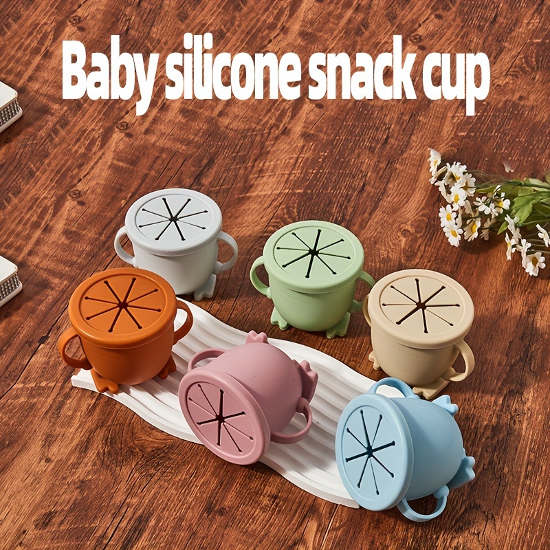 

1pc Cute Silicone Snack Bowl, Food Grade Snack Cup, Portable Water Cup With 2 Handles And Cover, Silicone Anti-drop Splash-proof Snack Bowl