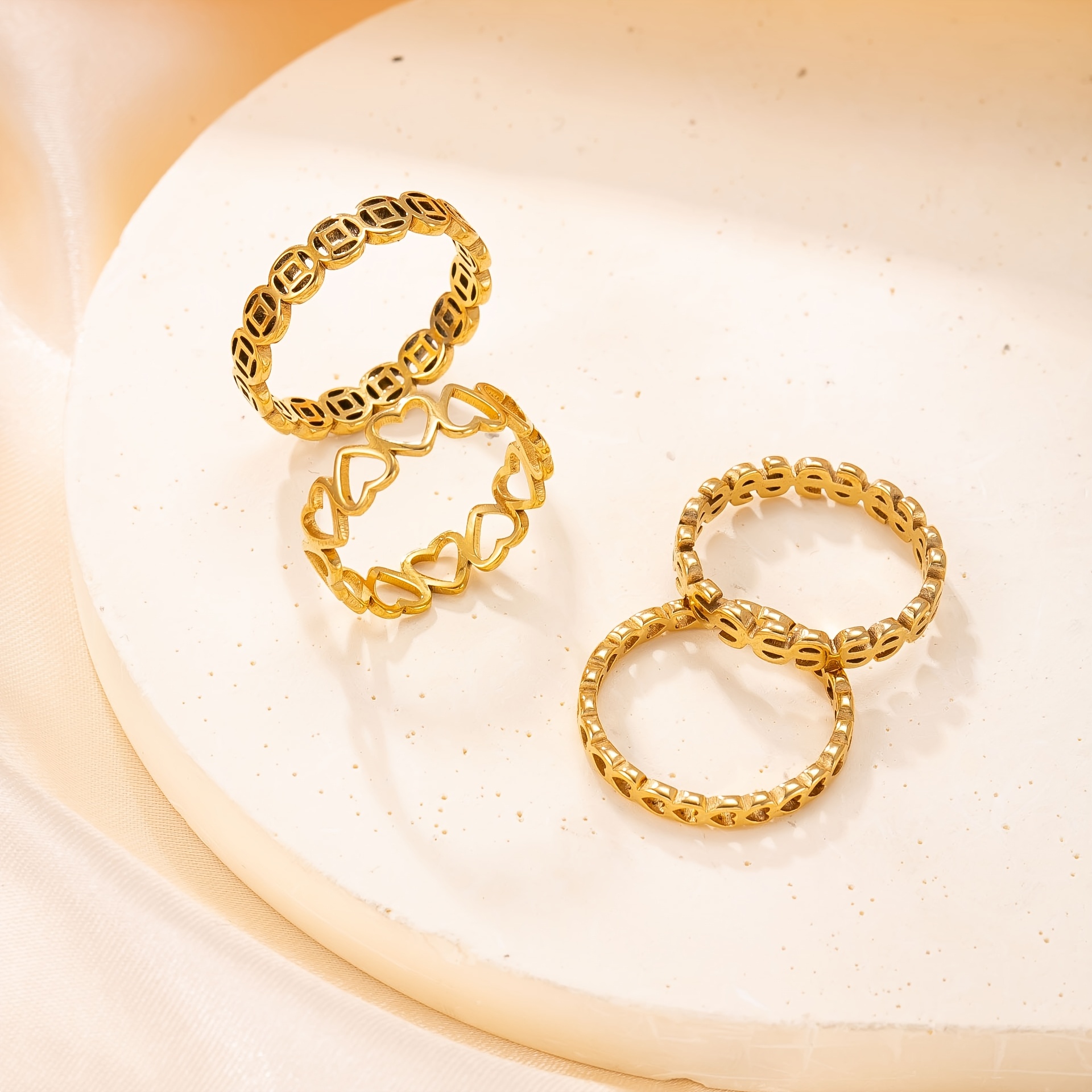 4pc Women's Minimalist Heart-Shaped Gold-Plated Ring Set