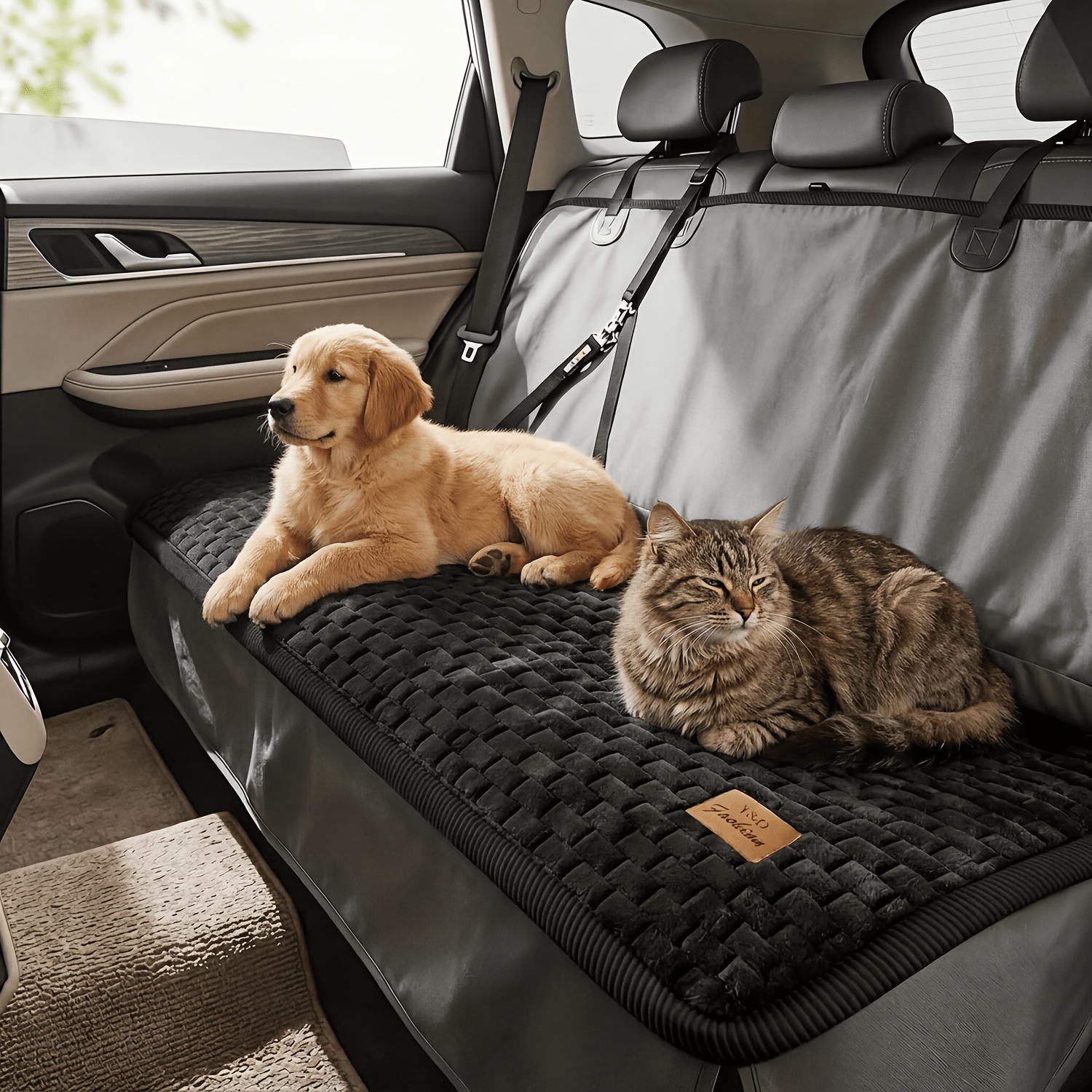 TEMU 1pc Dog Car Seat Cushion Warm And Thickened, Easy To Clean, Durable Polyester, Suitable For Suvs, Sedans And Trucks, Extended Rear Seat Coverage